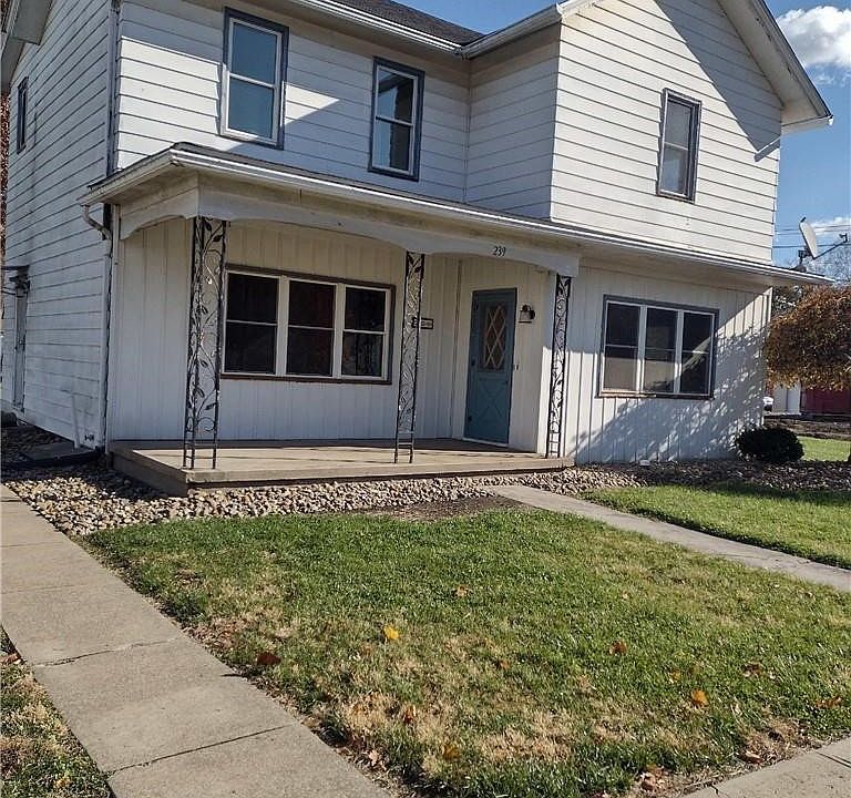 1st image of 239 Kay St