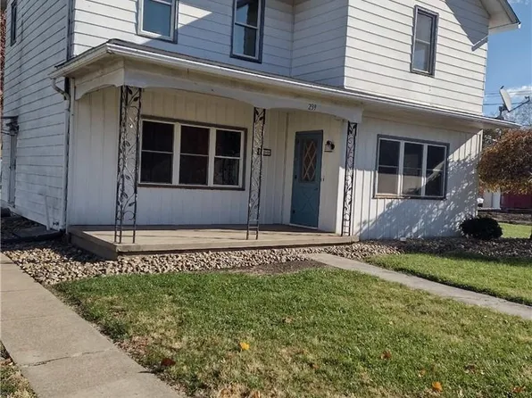 239 Kay St, Wampum, PA 16157