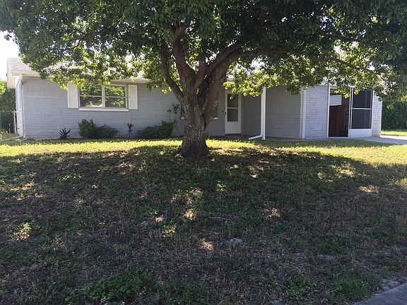 2nd image of 2552 Fentress Pl