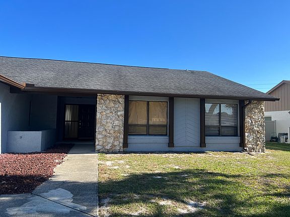3rd image of 8719 Alegre Cir