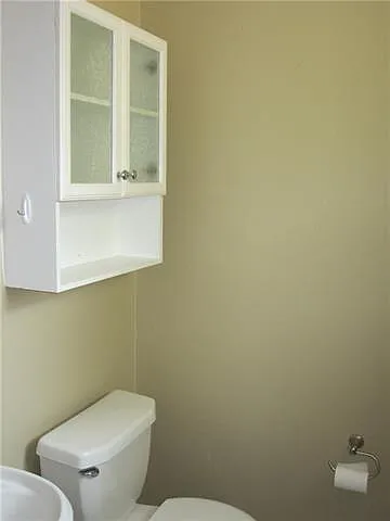 214 W Hickory St — Photo 16