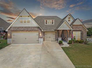 11207 S Buchanan St, Jenks, OK 74037