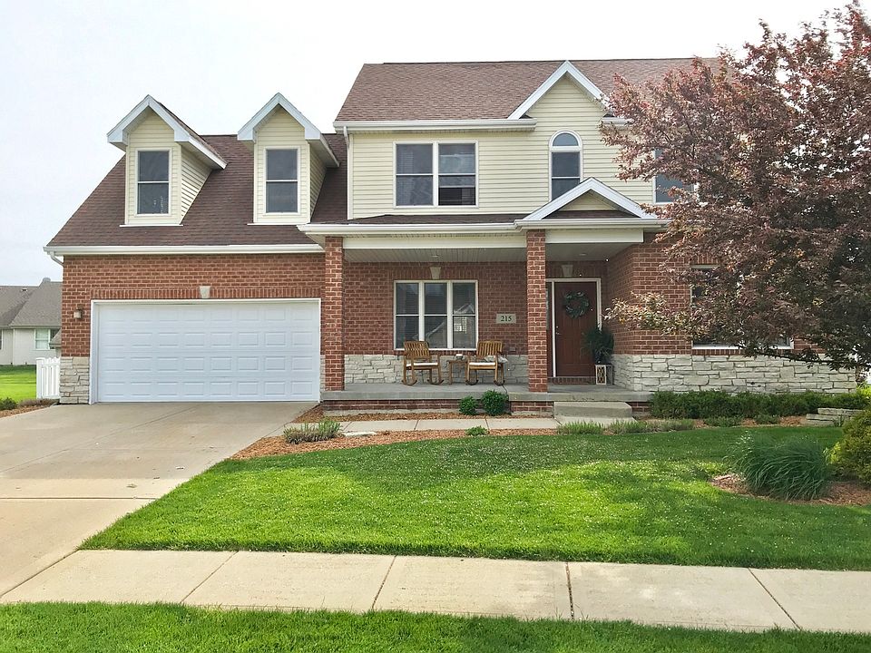 1st image of 215 Highpoint Cir N
