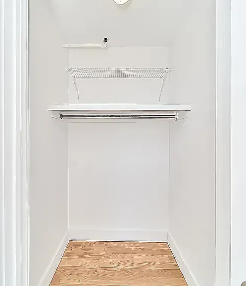 347 Lorimer St #3 — Photo 13