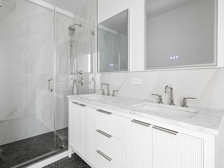 165 E 66th St #9C — Photo 6