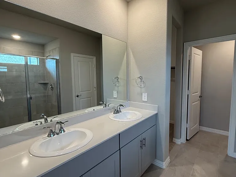 3806 High Valley Dr — Photo 9