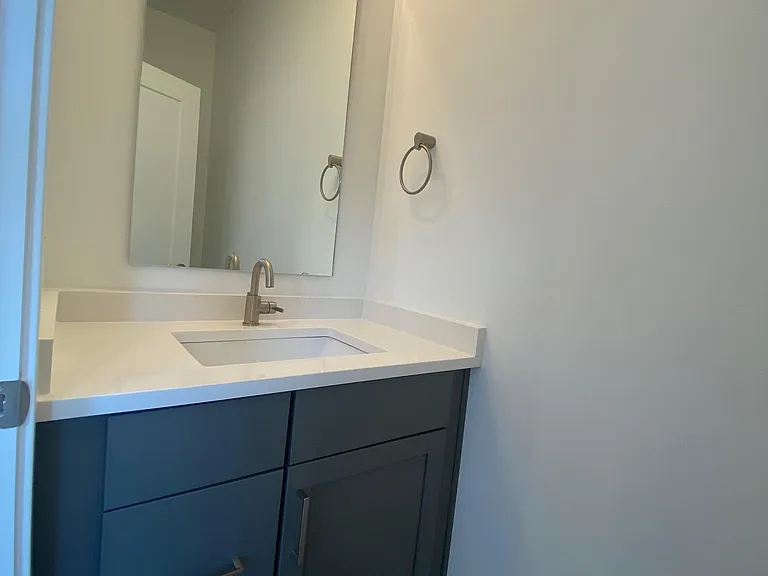 2129 College Ave — Photo 15