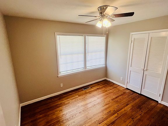 5th image of 410 Gwaltney Dr