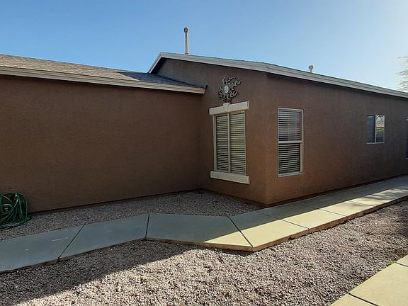 4th image of 6640 S Stratosphere Ln