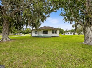879 Charlie Smith Sr Hwy, Saint Marys, GA 31558