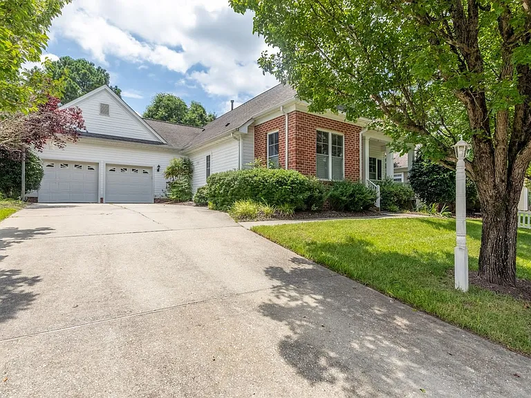 9127 Three Bushel Dr — Photo 1