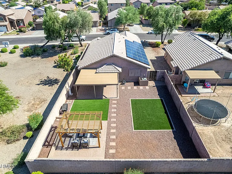 15864 W Anasazi St — Photo 32