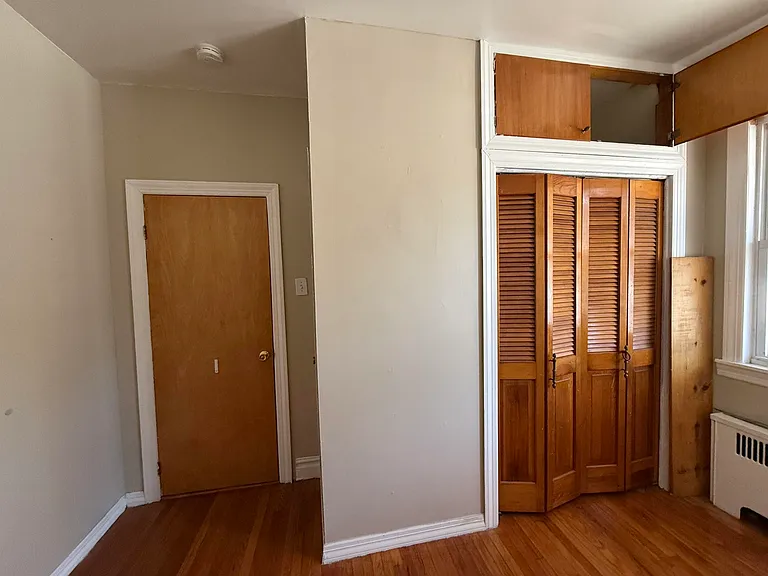 360 Ege Ave #1 — Photo 8