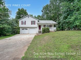 32 White Pines Ct, Dallas, GA 30157