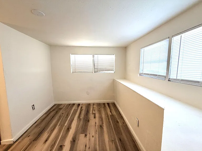 8115 Tolles Dr — Photo 7