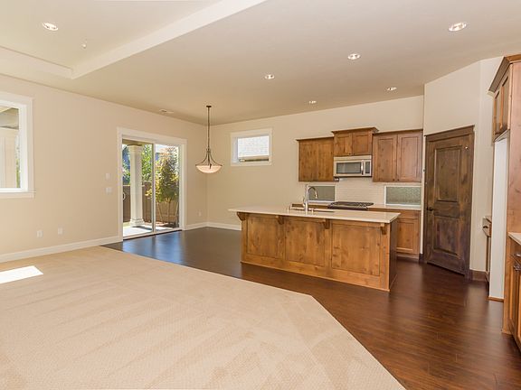 4th image of 13017 NE 102nd St