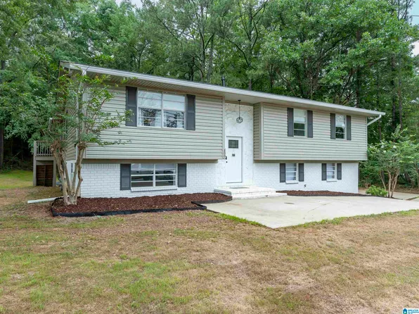 500 Crosscreek Trl, Pelham, AL 35124