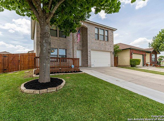 2nd image of 7951 Cortland Oak
