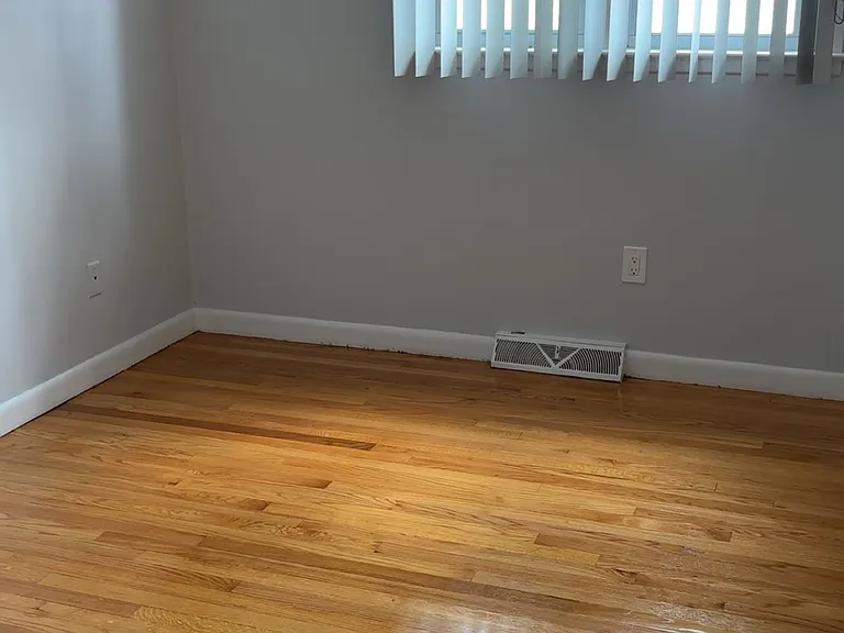 24 Keats St #1 — Photo 14