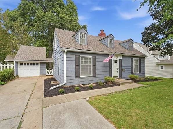2808 W 51st Ter, Westwood, KS 66205