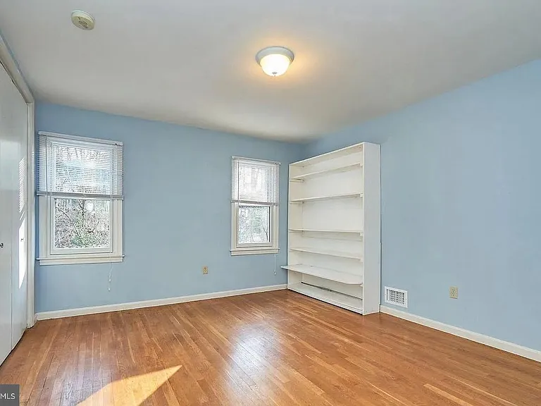 11312 Myrtle Ln — Photo 17