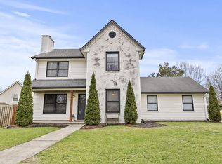 4232 Steamboat Rd, Lexington, KY 40514