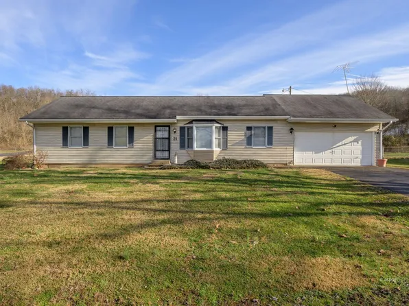 21 Brookside Dr, Gallipolis, OH 45631