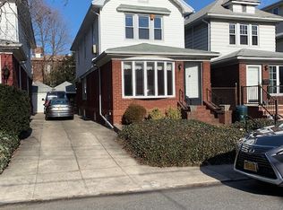 127 98th St, Brooklyn, NY 11209