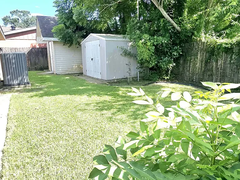 105 New Orleans St — Photo 10