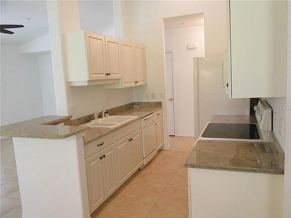 5th image of 4275 Vicenza Dr #D15