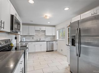 3117 Victor St, Aurora, CO 80011