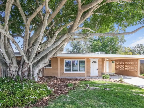 5313 8th Street Ct W