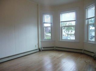 24 Oak St, Dover, NH 03820