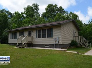 N6975 Echo Lake Rd, Wild Rose, WI 54984