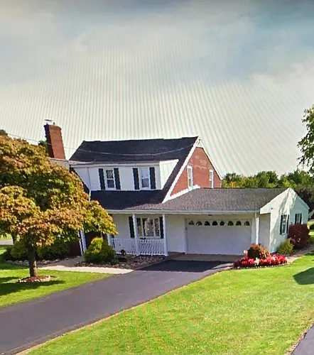1706 Wood St Photo 1