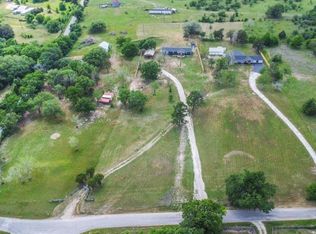 9137 Conner Rd, Washington, TX 77880