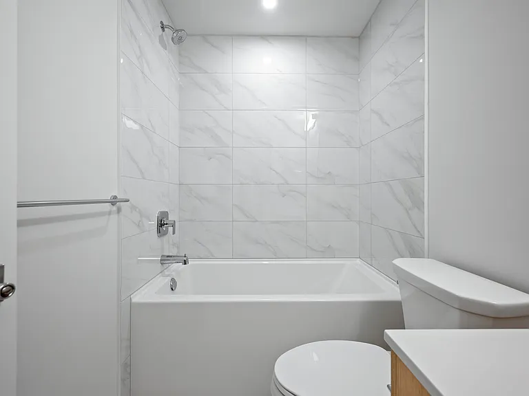 34395 Gladys Ave — Photo 9