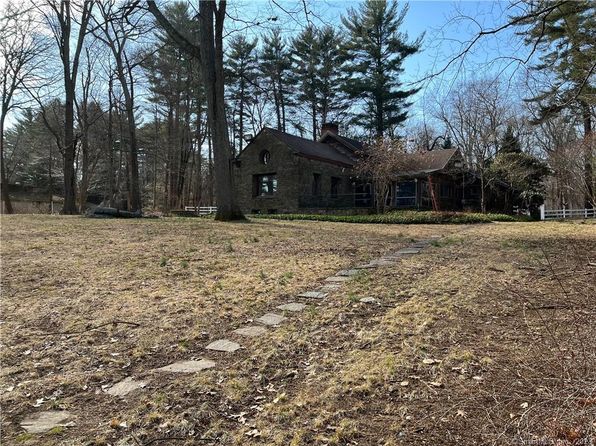 3392 Huntington Rd, Stratford, CT 06614