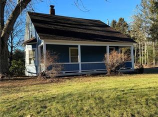 128 Willimantic Rd, Chaplin, CT 06235