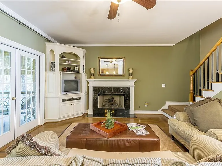 2242 Lenox Walk — Photo 26