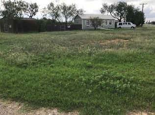 507 W Crockett Ave, Loraine, TX 79532