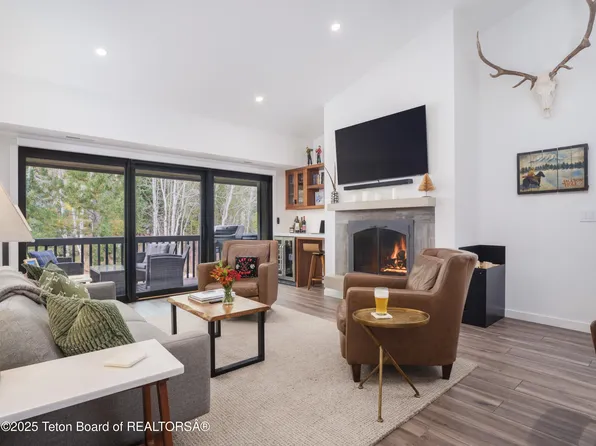 7280 N Rachel Way Unit B-7, Jackson, WY 83001