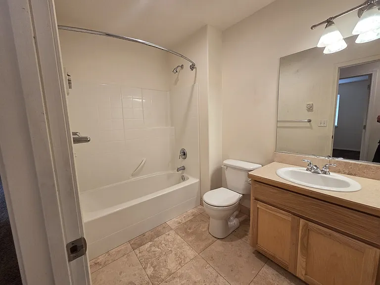 1309 Honeysuckle Ave — Photo 10