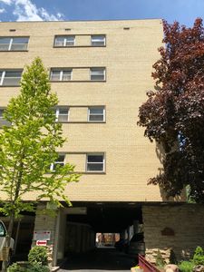 530 W Barry Ave APT 5D, Chicago, IL, 60657