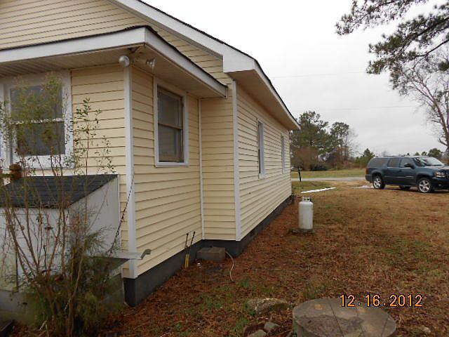 2nd image of 488 Sandy Cross Rd
