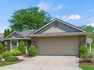 2927 Wood Knoll Ln, Fort Wayne, IN