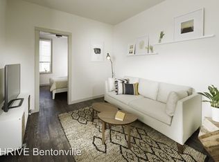 401 SW A St APT 214, Bentonville, AR 72712