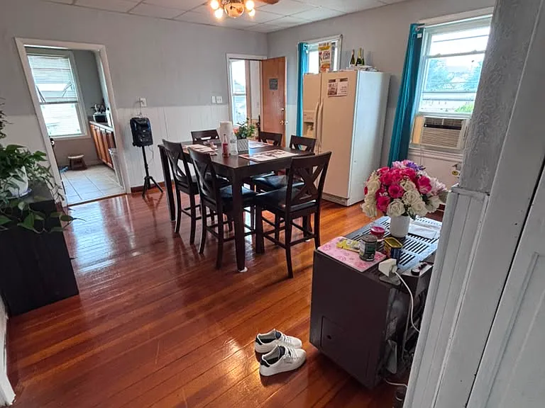 464 Birch St #2 — Photo 4
