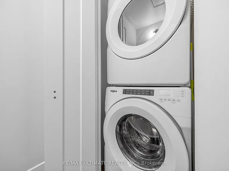 330 Richmond St W #1708 — Photo 17