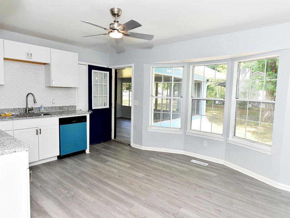1st image of 7429 Plantation Rd